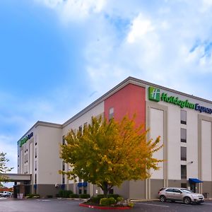 Holiday Inn Express & Suites Fayetteville University Of Arkansas Area By Ihg