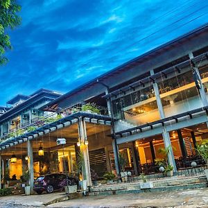 Oak Ray Ella Gap Hotel